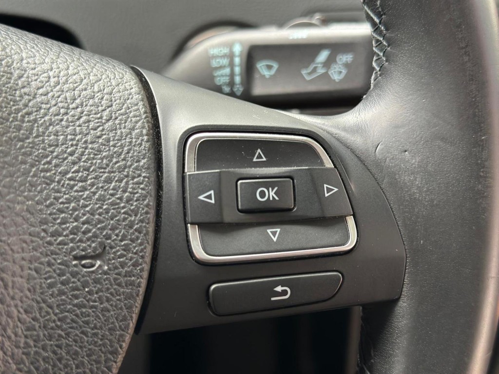 VOLKSWAGEN CC 2.0 TDI DSG Euro 5 4dr (4 Seat) 2010