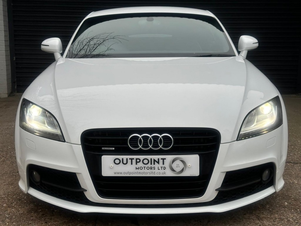 AUDI TT 2.0 TDI Black Edition quattro Euro 5 3dr 2011