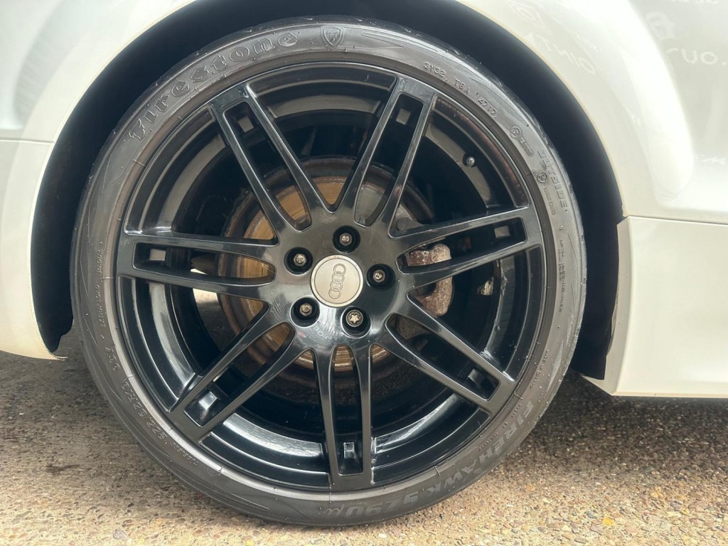 AUDI TT 2.0 TDI Black Edition quattro Euro 5 3dr 2011