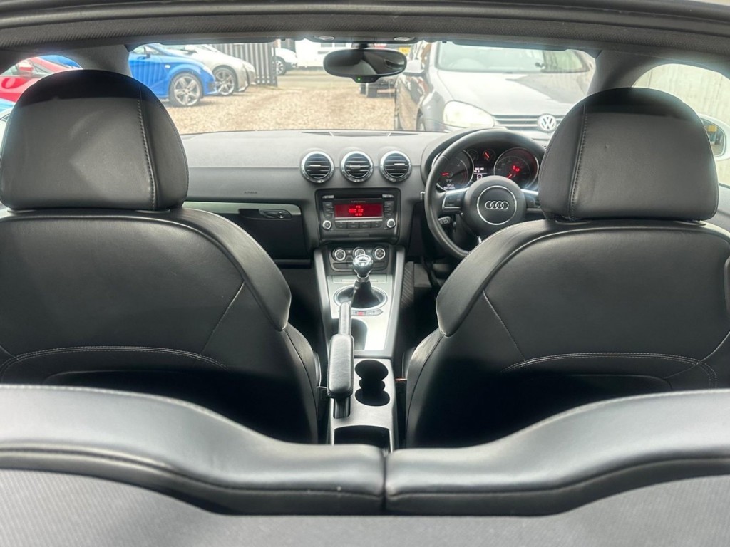 AUDI TT 2.0 TDI Black Edition quattro Euro 5 3dr 2011