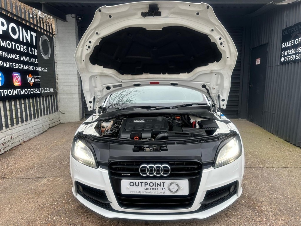 AUDI TT 2.0 TDI Black Edition quattro Euro 5 3dr 2011