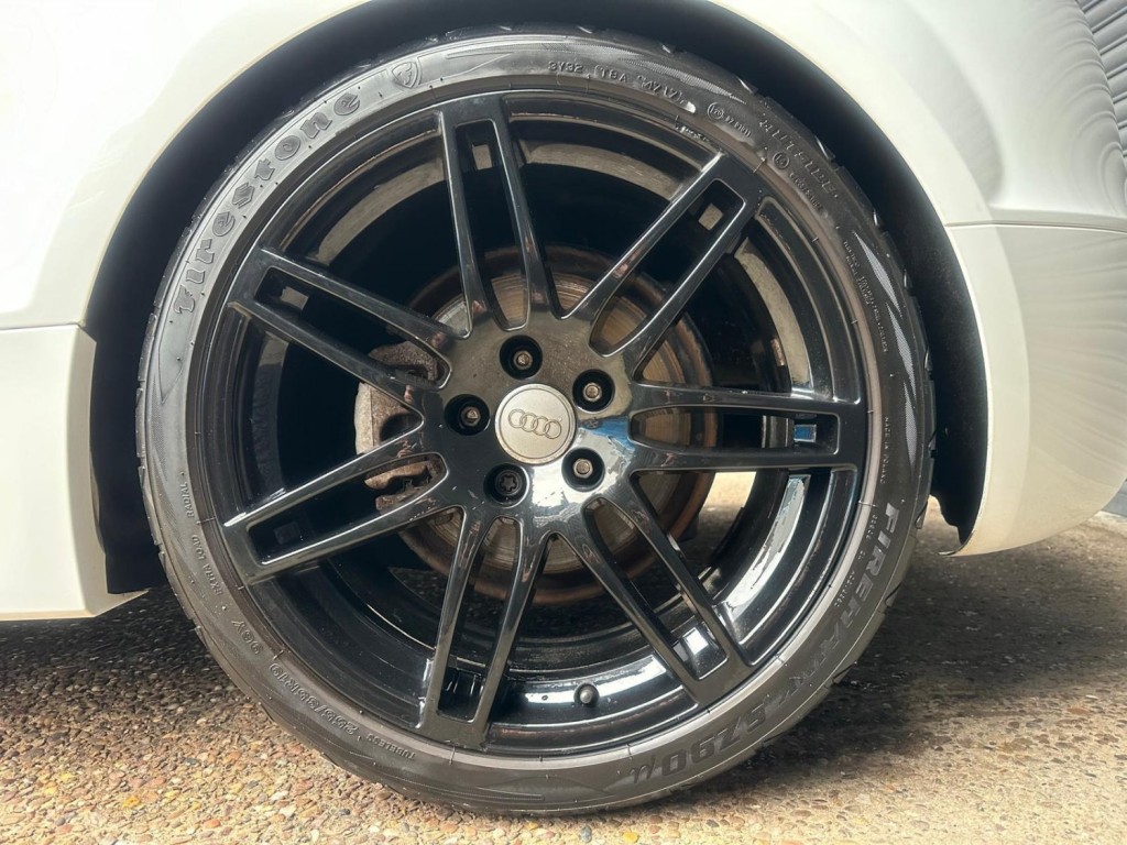 AUDI TT 2.0 TDI Black Edition quattro Euro 5 3dr 2011