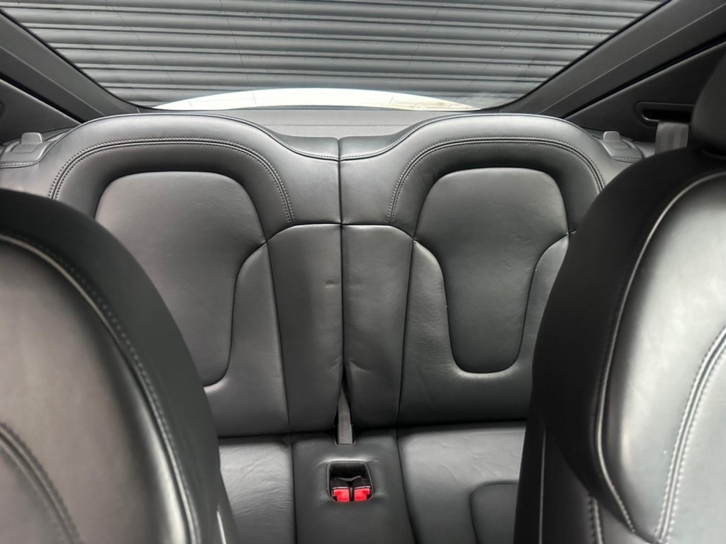 AUDI TT 2.0 TDI Black Edition quattro Euro 5 3dr 2011