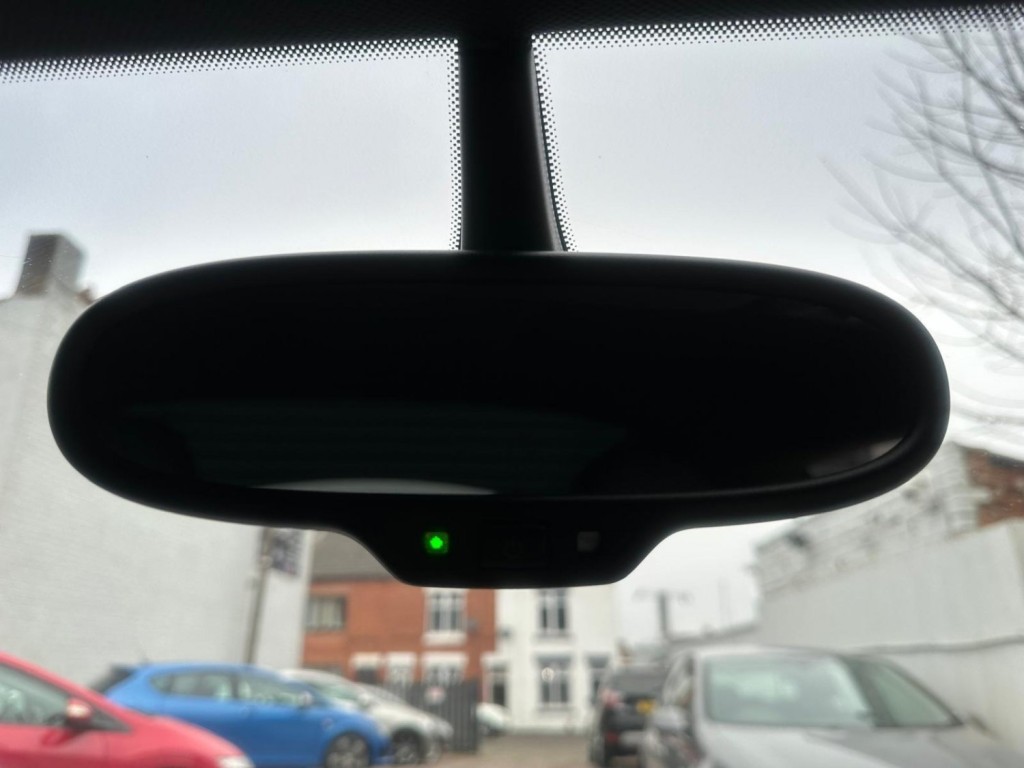 AUDI TT 2.0 TDI Black Edition quattro Euro 5 3dr 2011