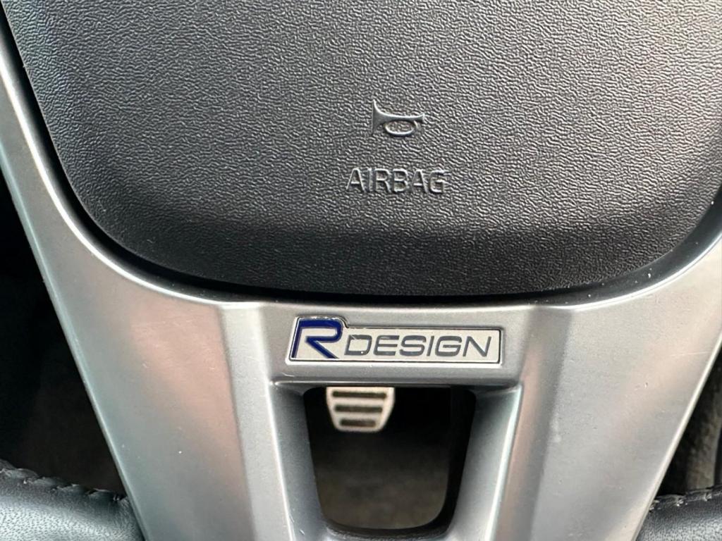 VOLVO V60 2.0 D4 R-Design Lux Nav Euro 5 (s/s) 5dr 2013