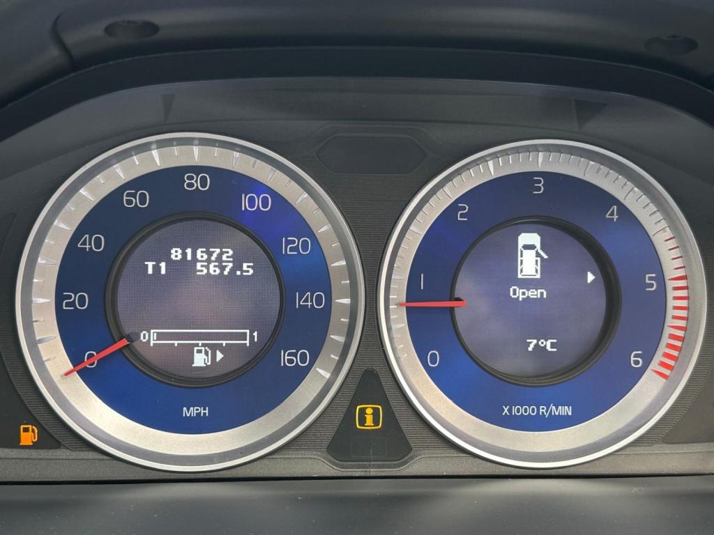 VOLVO V60 2.0 D4 R-Design Lux Nav Euro 5 (s/s) 5dr 2013