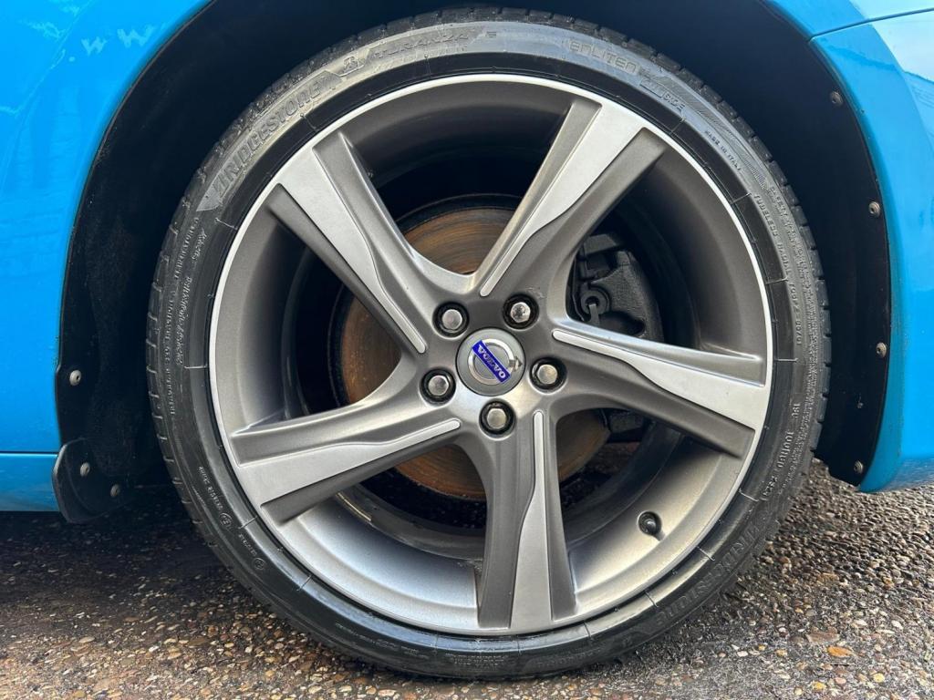 VOLVO V60 2.0 D4 R-Design Lux Nav Euro 5 (s/s) 5dr 2013