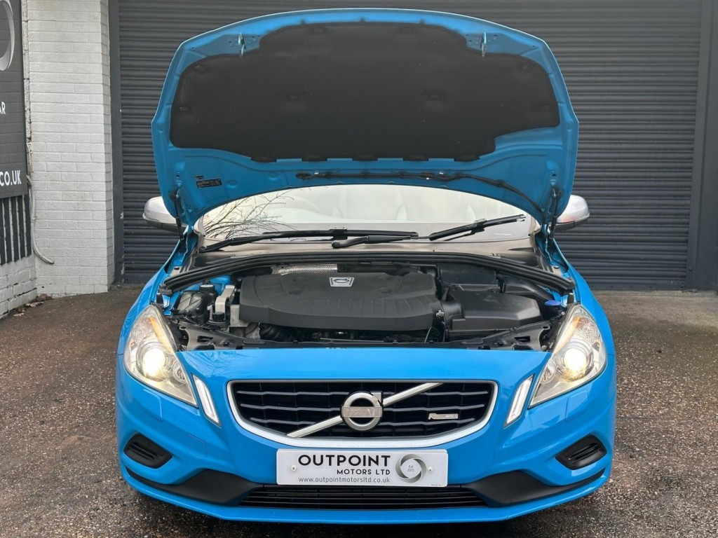 VOLVO V60 2.0 D4 R-Design Lux Nav Euro 5 (s/s) 5dr 2013