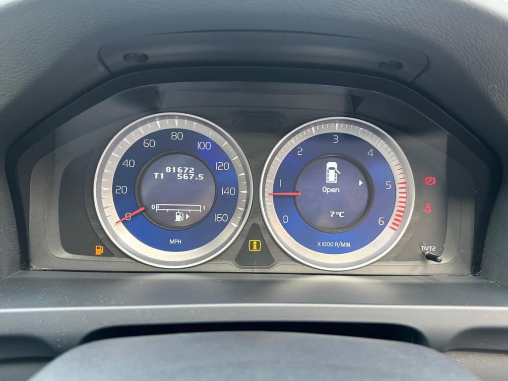 VOLVO V60 2.0 D4 R-Design Lux Nav Euro 5 (s/s) 5dr 2013