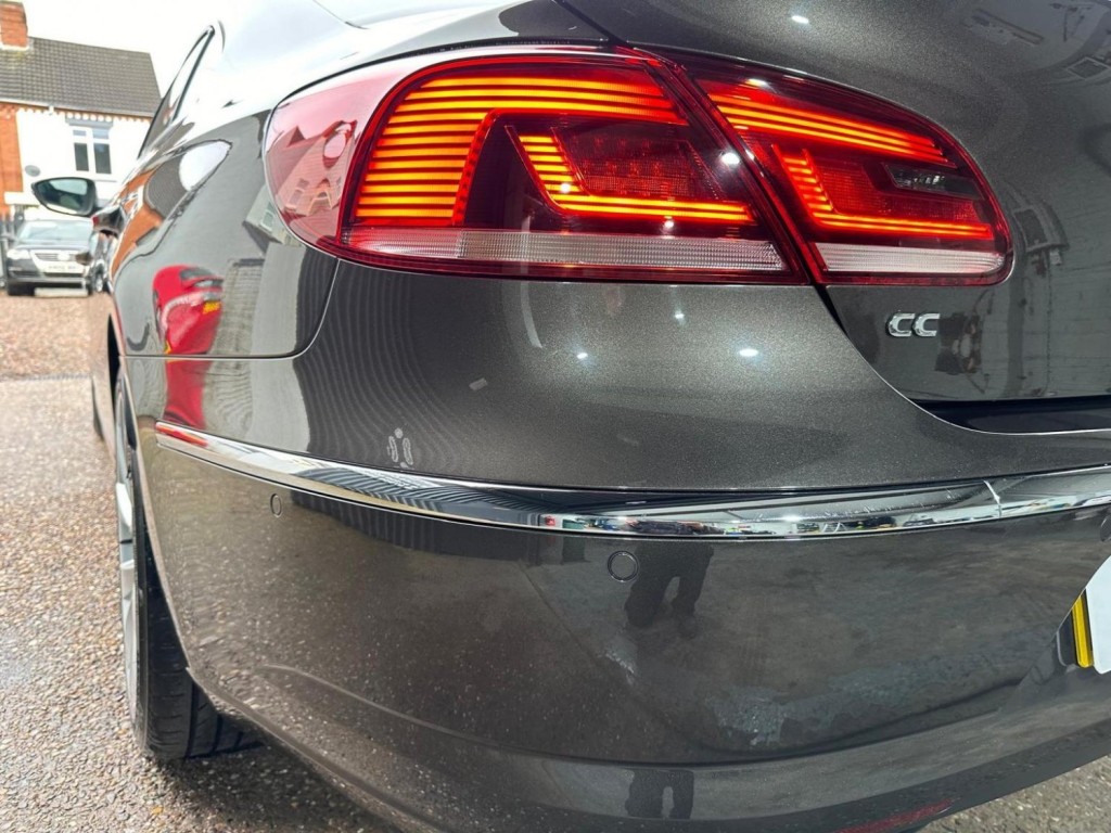 VOLKSWAGEN CC 2.0 TDI BlueMotion Tech GT Euro 5 (s/s) 4dr 2014