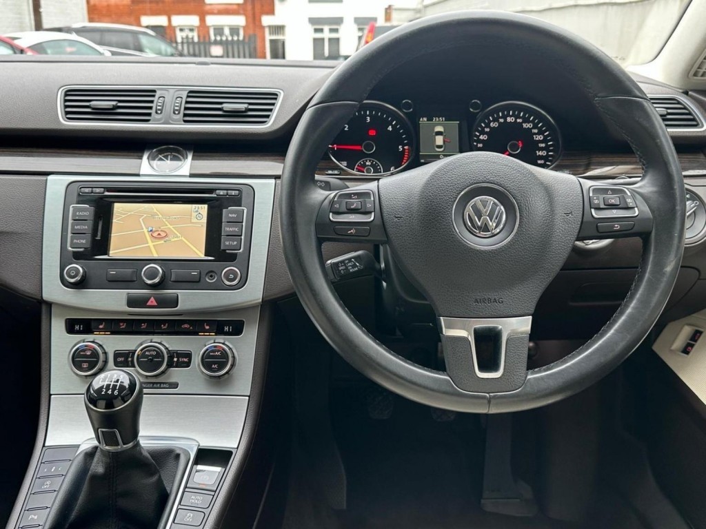 VOLKSWAGEN CC 2.0 TDI BlueMotion Tech GT Euro 5 (s/s) 4dr 2014