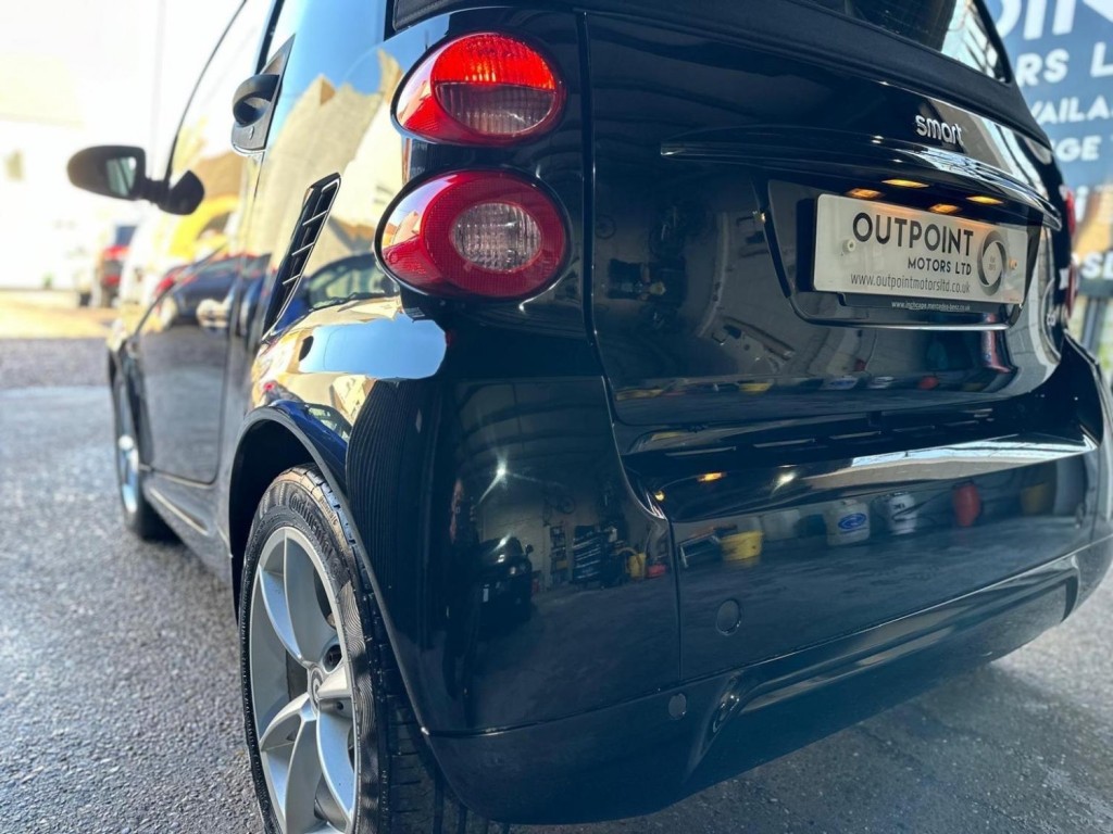 SMART FORTWO 0.8 CDI Pulse Cabriolet SoftTouch Euro 5 2dr 2011