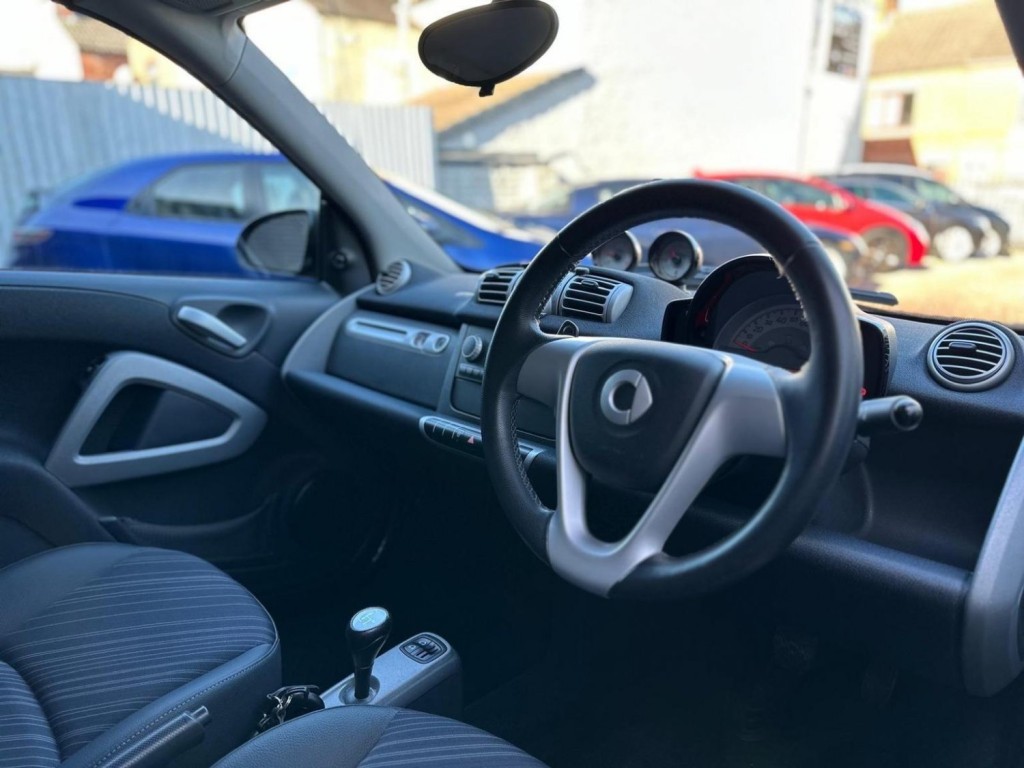 SMART FORTWO 0.8 CDI Pulse Cabriolet SoftTouch Euro 5 2dr 2011