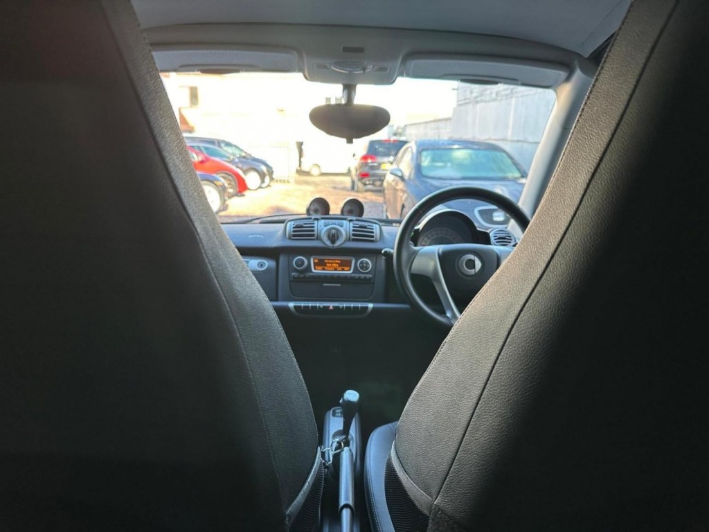 SMART FORTWO 0.8 CDI Pulse Cabriolet SoftTouch Euro 5 2dr 2011