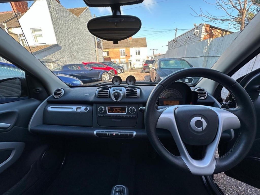 SMART FORTWO 0.8 CDI Pulse Cabriolet SoftTouch Euro 5 2dr 2011