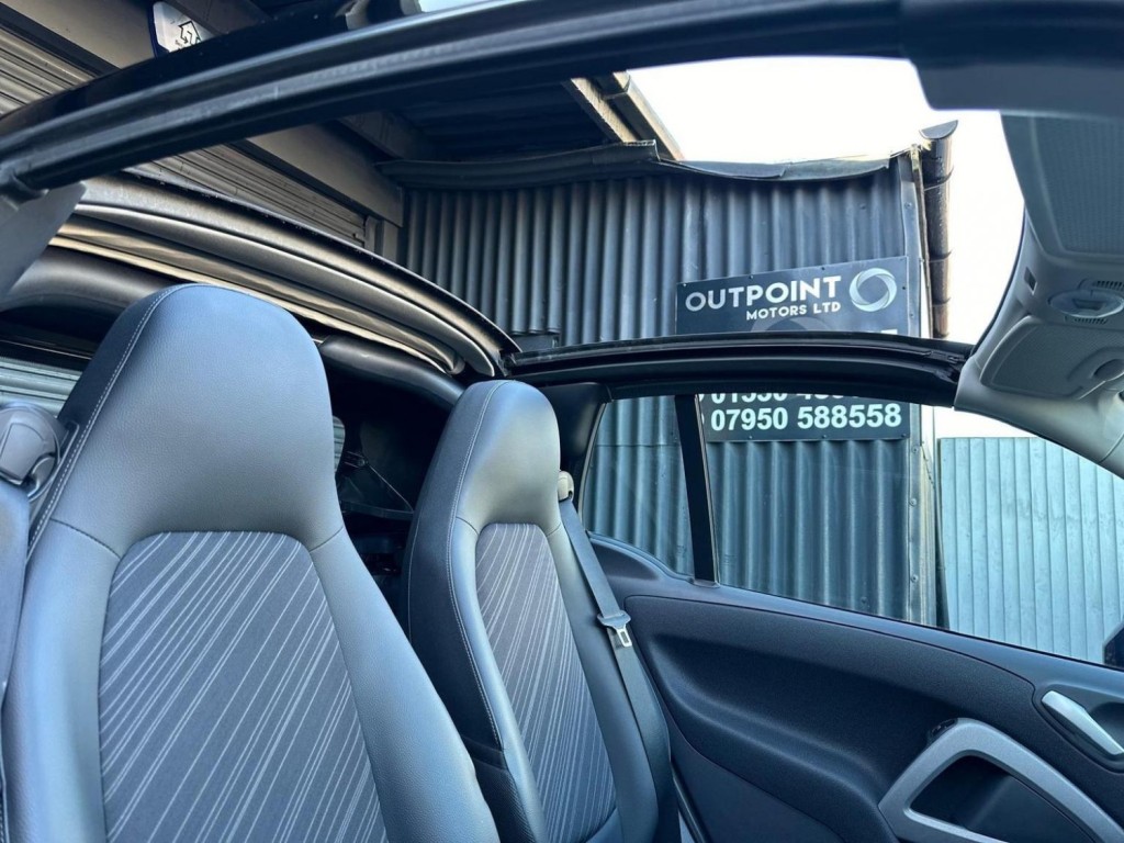 SMART FORTWO 0.8 CDI Pulse Cabriolet SoftTouch Euro 5 2dr 2011