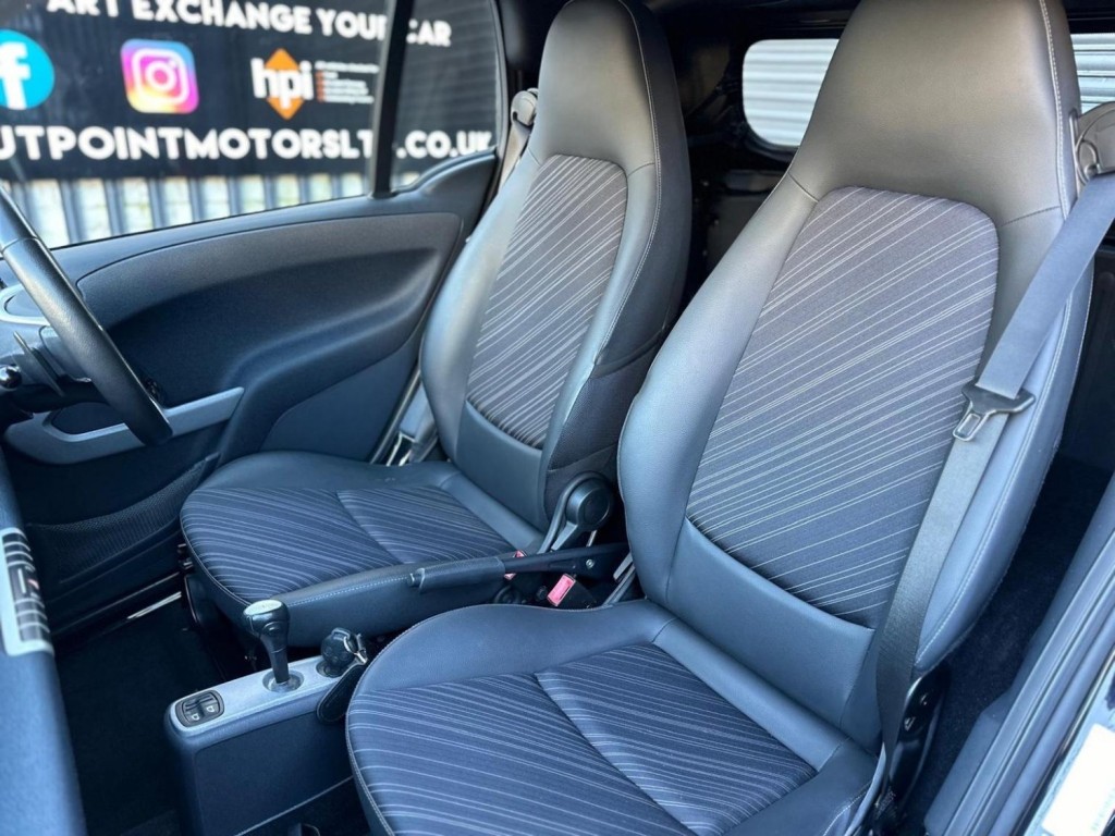 SMART FORTWO 0.8 CDI Pulse Cabriolet SoftTouch Euro 5 2dr 2011