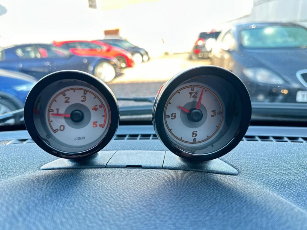 SMART FORTWO 0.8 CDI Pulse Cabriolet SoftTouch Euro 5 2dr 2011