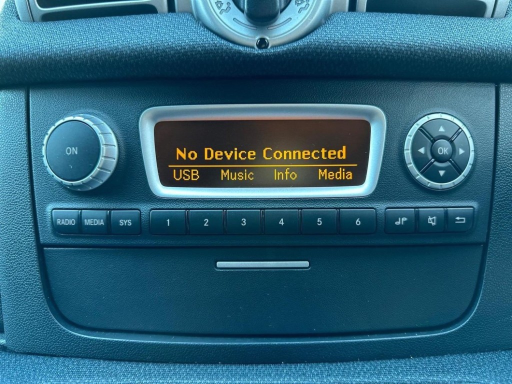 SMART FORTWO 0.8 CDI Pulse Cabriolet SoftTouch Euro 5 2dr 2011