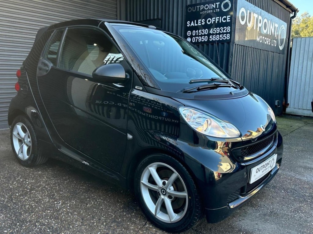 SMART FORTWO 0.8 CDI Pulse Cabriolet SoftTouch Euro 5 2dr 2011