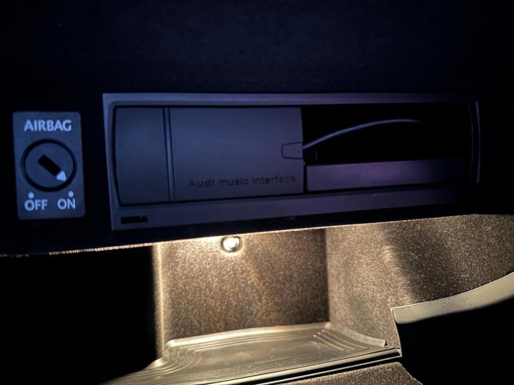 AUDI TT 2.0 TDI Black Edition quattro Euro 5 3dr 2013