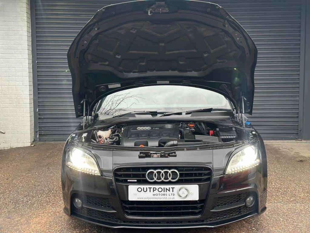 AUDI TT 2.0 TDI Black Edition quattro Euro 5 3dr 2013