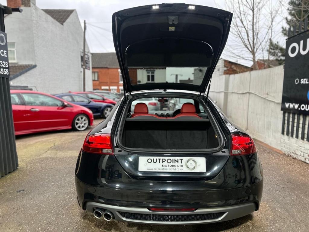 AUDI TT 2.0 TDI Black Edition quattro Euro 5 3dr 2013