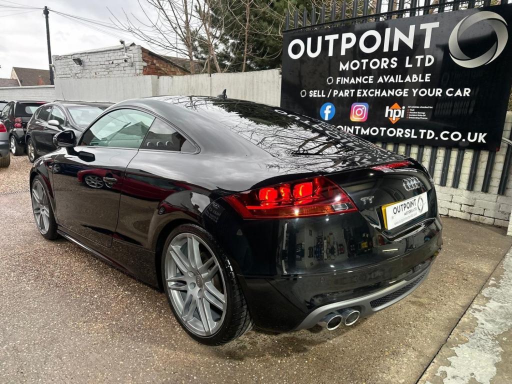 AUDI TT 2.0 TDI Black Edition quattro Euro 5 3dr 2013