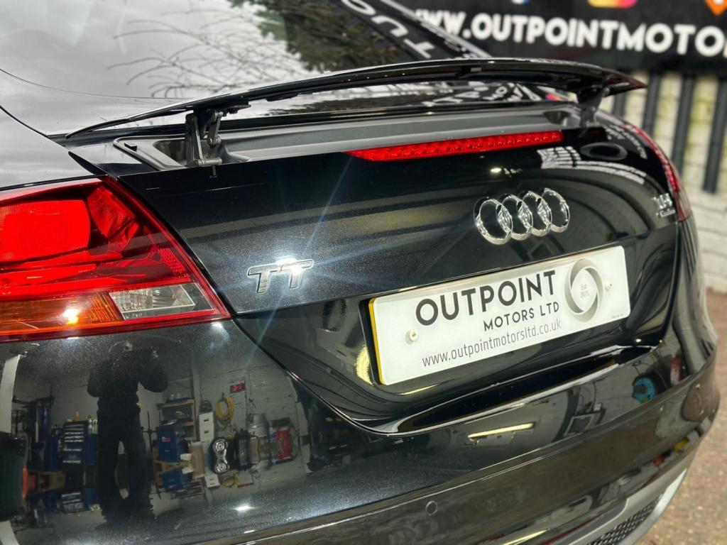 AUDI TT 2.0 TDI Black Edition quattro Euro 5 3dr 2013