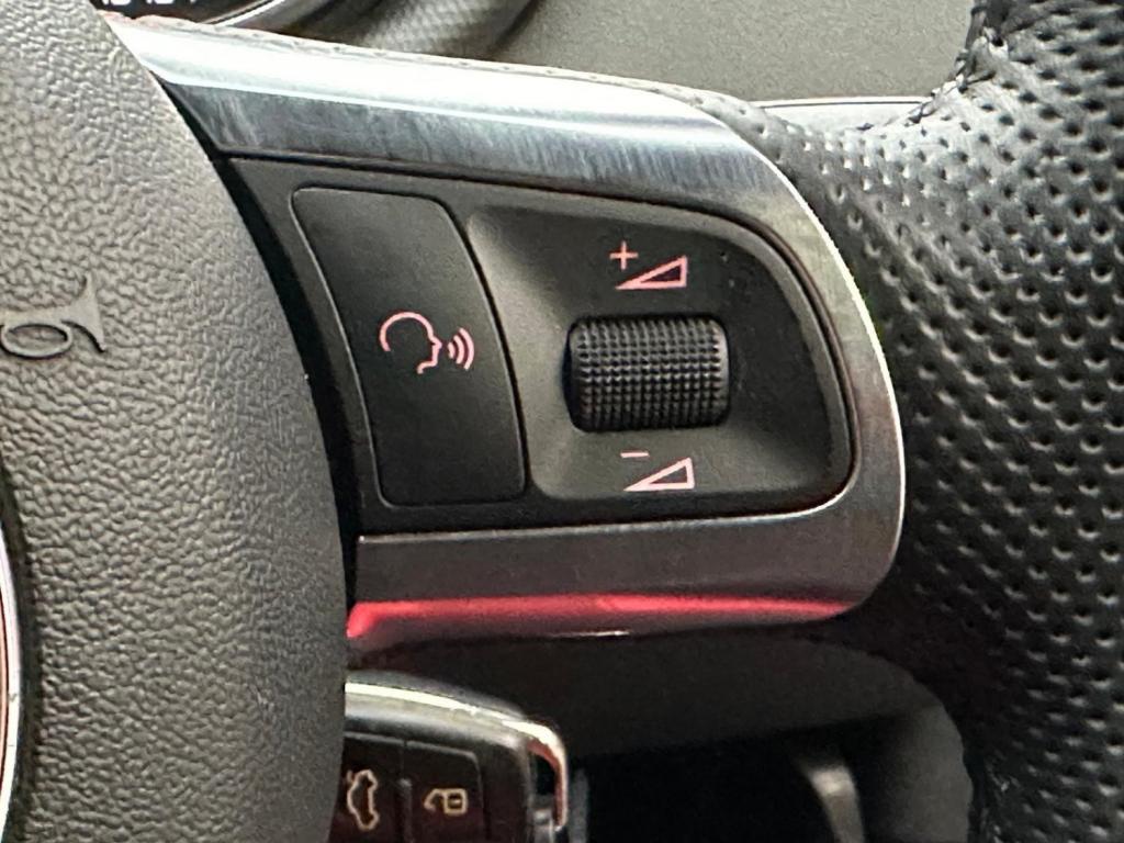 AUDI TT 2.0 TDI Black Edition quattro Euro 5 3dr 2013