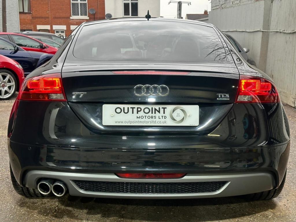 AUDI TT 2.0 TDI Black Edition quattro Euro 5 3dr 2013