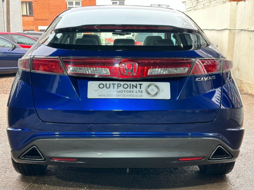 HONDA CIVIC 1.8 i-VTEC EX GT 5dr 2011