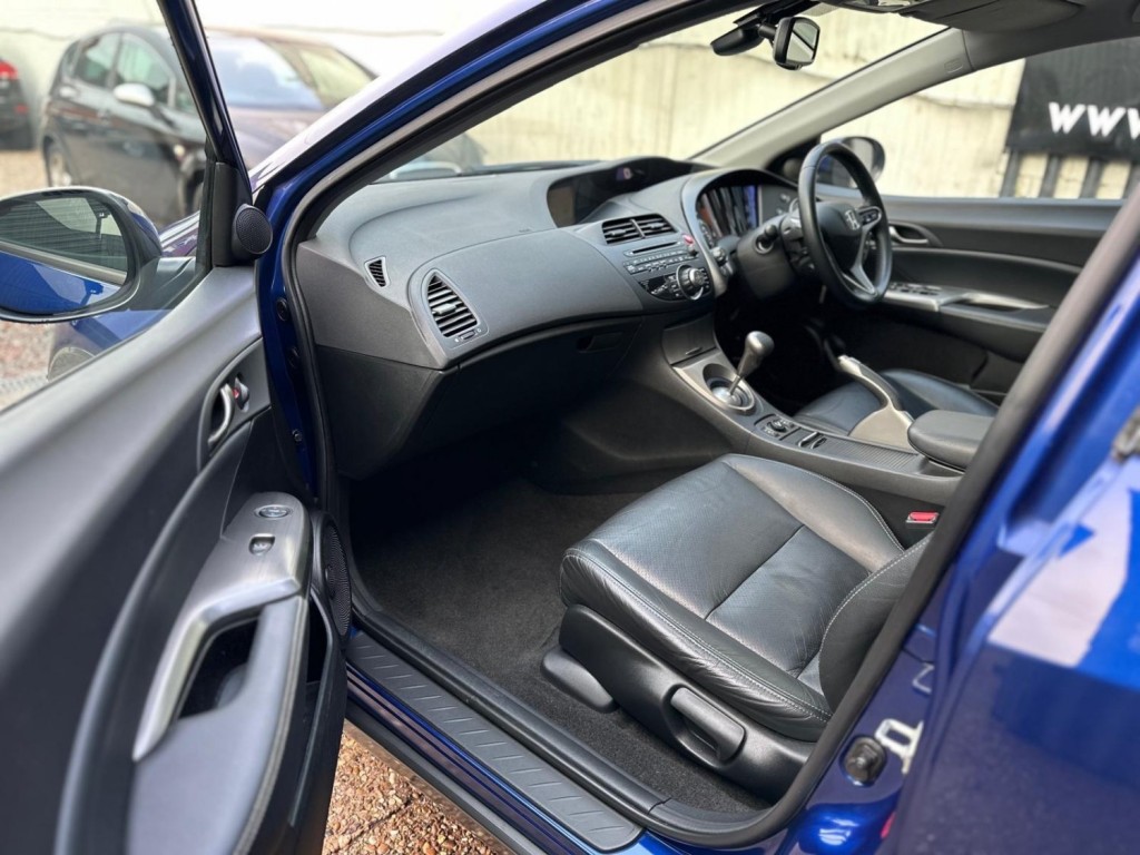 HONDA CIVIC 1.8 i-VTEC EX GT 5dr 2011