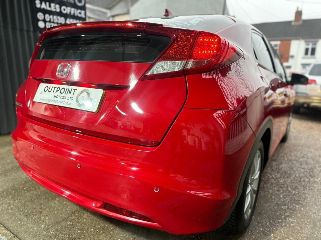 HONDA CIVIC 1.8 i-VTEC ES Euro 5 (s/s) 5dr 2012