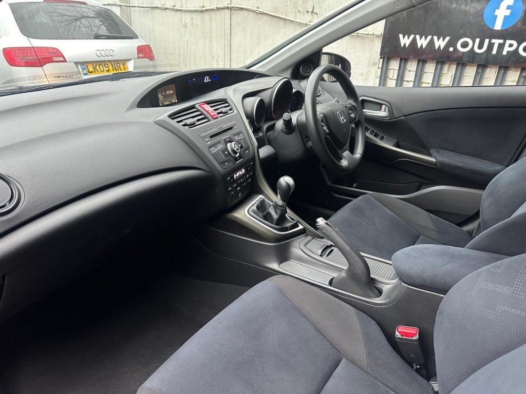 HONDA CIVIC 1.8 i-VTEC ES Euro 5 (s/s) 5dr 2012