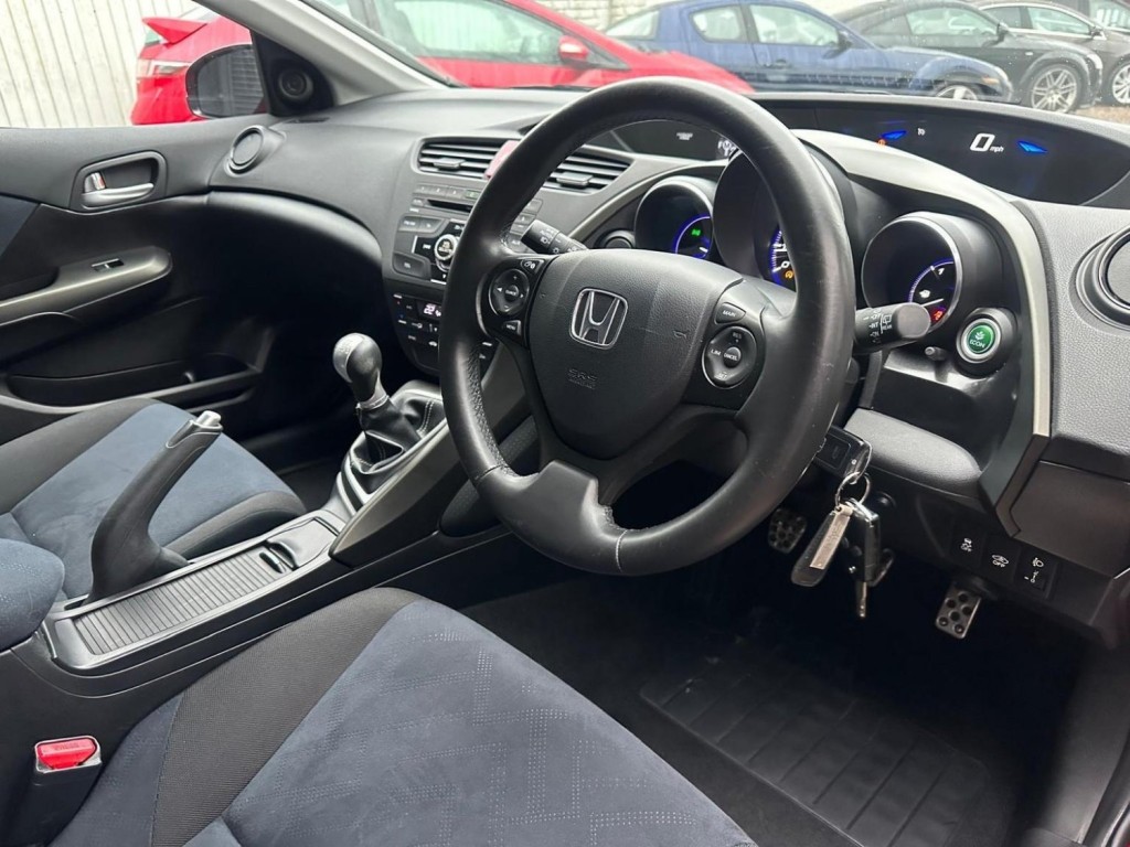 HONDA CIVIC 1.8 i-VTEC ES Euro 5 (s/s) 5dr 2012