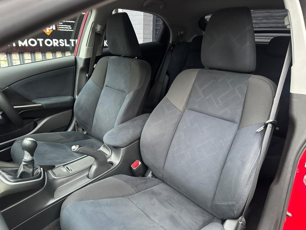 HONDA CIVIC 1.8 i-VTEC ES Euro 5 (s/s) 5dr 2012