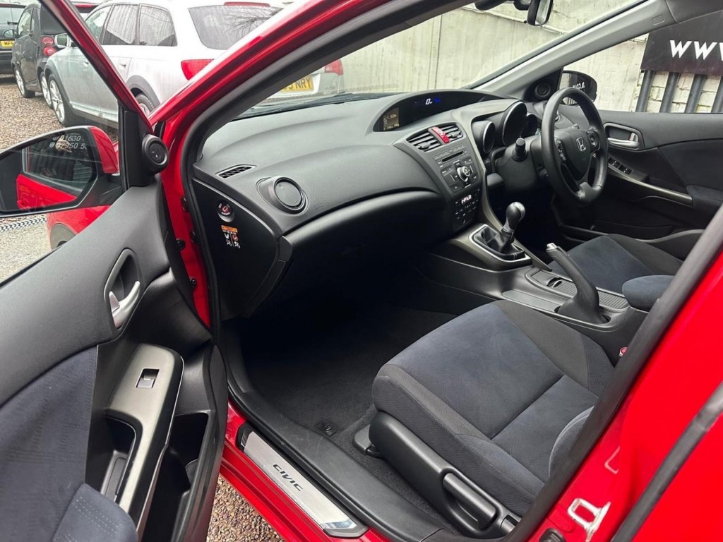 HONDA CIVIC 1.8 i-VTEC ES Euro 5 (s/s) 5dr 2012