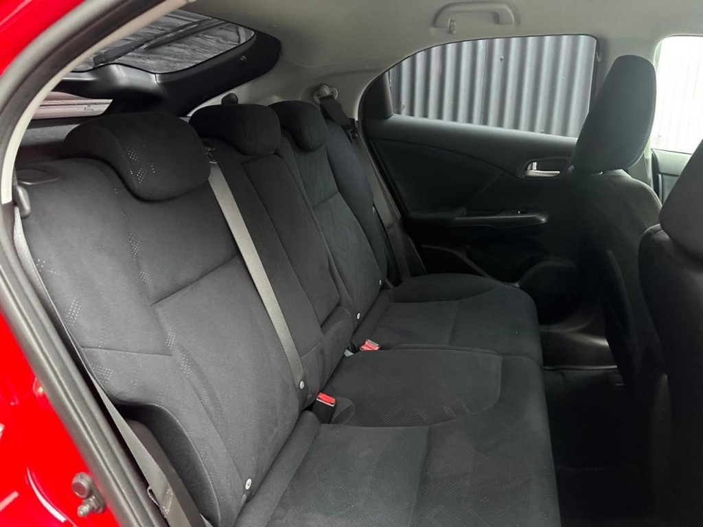 HONDA CIVIC 1.8 i-VTEC ES Euro 5 (s/s) 5dr 2012