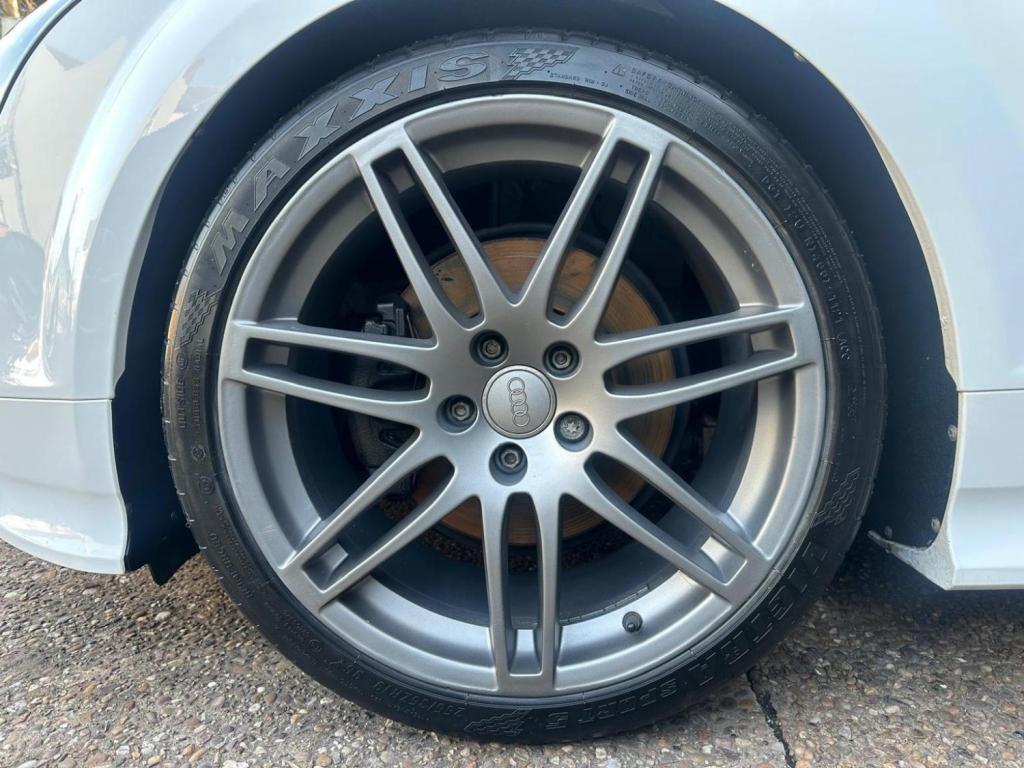 AUDI TT 2.0 TDI Black Edition quattro Euro 5 3dr 2011