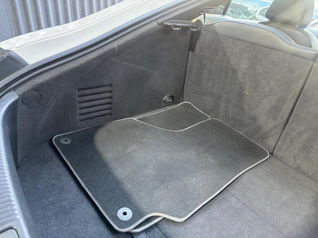 AUDI TT 2.0 TDI Black Edition quattro Euro 5 3dr 2011