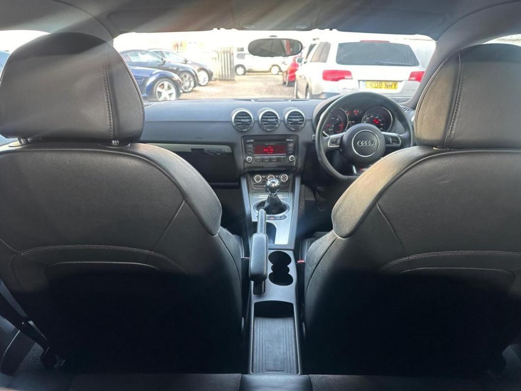 AUDI TT 2.0 TDI Black Edition quattro Euro 5 3dr 2011