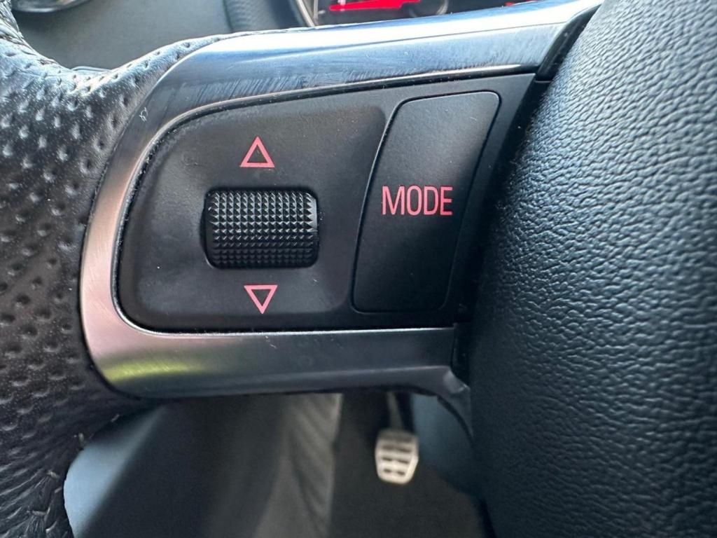 AUDI TT 2.0 TDI Black Edition quattro Euro 5 3dr 2011