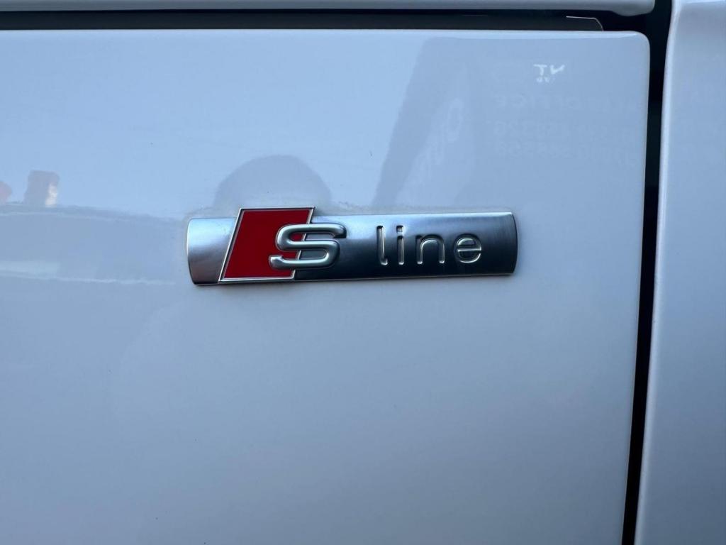 AUDI TT 2.0 TDI Black Edition quattro Euro 5 3dr 2011