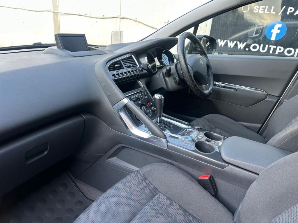 PEUGEOT 3008 2.0 HDi Allure Auto Euro 5 5dr 2012