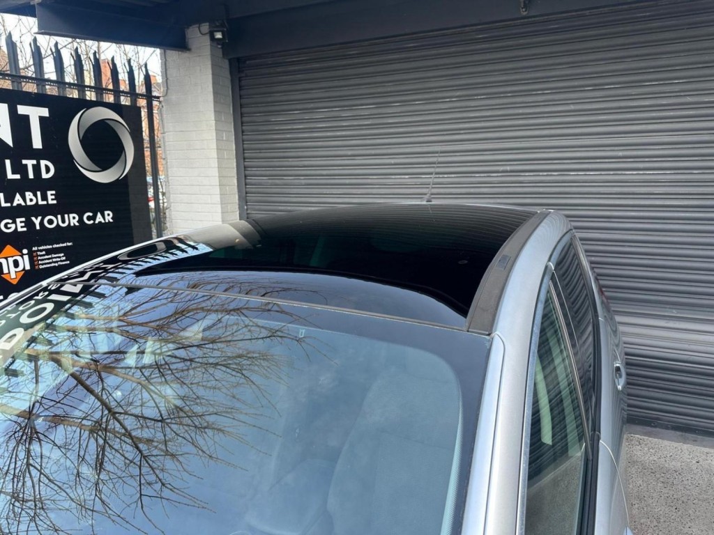 PEUGEOT 3008 2.0 HDi Allure Auto Euro 5 5dr 2012