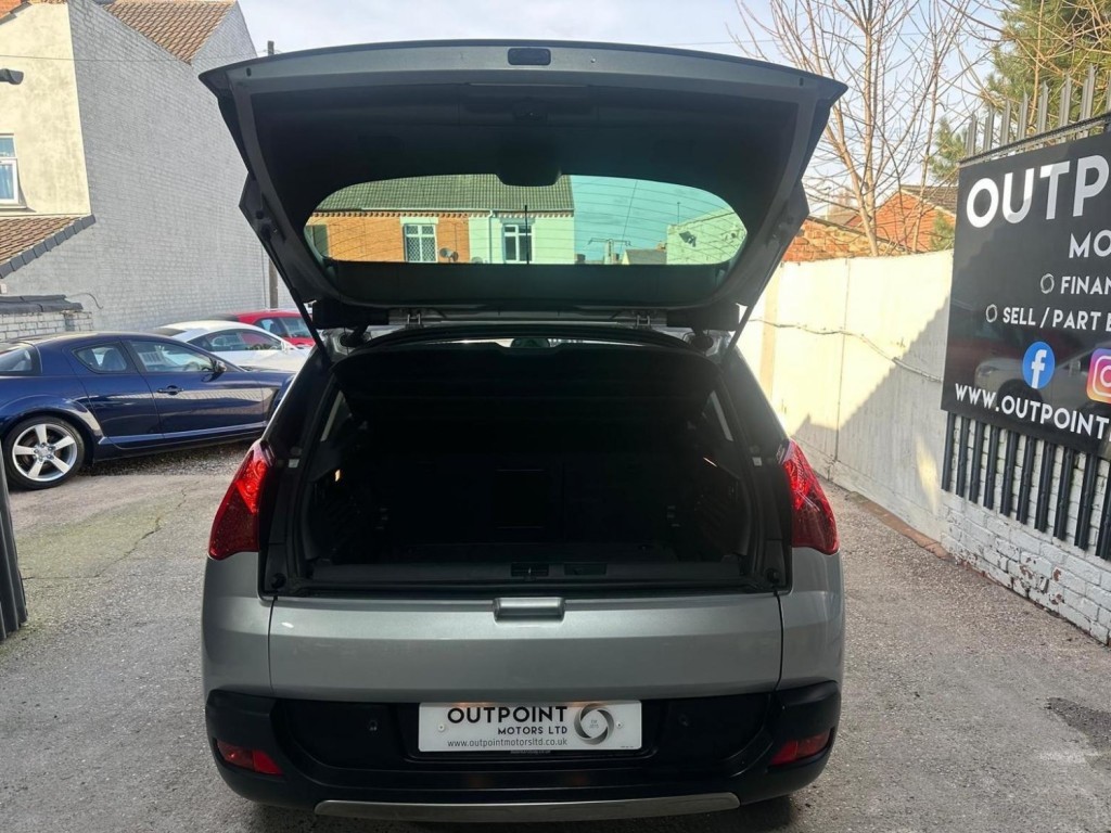 PEUGEOT 3008 2.0 HDi Allure Auto Euro 5 5dr 2012