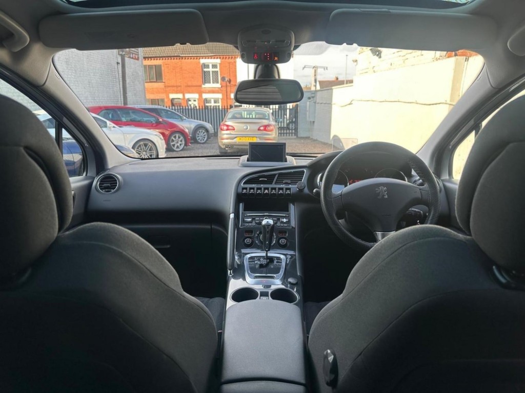 PEUGEOT 3008 2.0 HDi Allure Auto Euro 5 5dr 2012