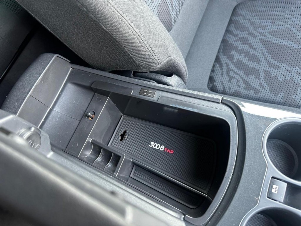 PEUGEOT 3008 2.0 HDi Allure Auto Euro 5 5dr 2012