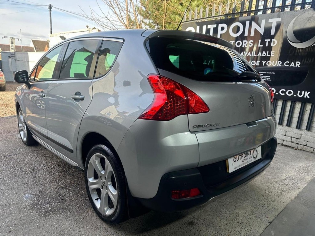 PEUGEOT 3008 2.0 HDi Allure Auto Euro 5 5dr 2012